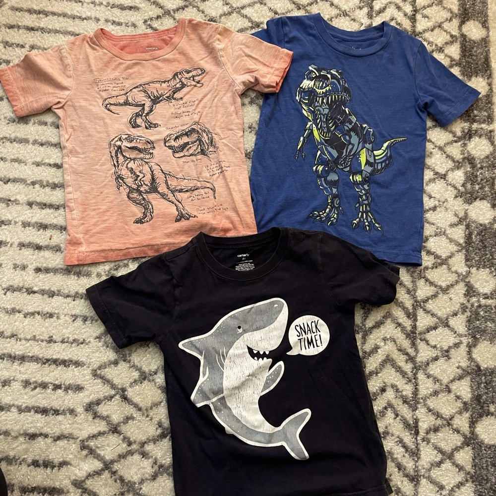 —SOLD—T shirts 4 Dinosaurs 🦕 & Sharks 🦈